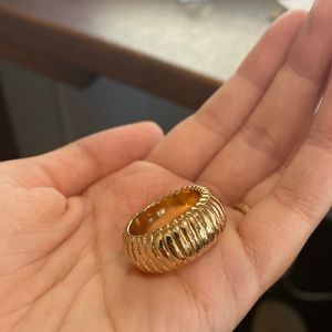 Gold ring